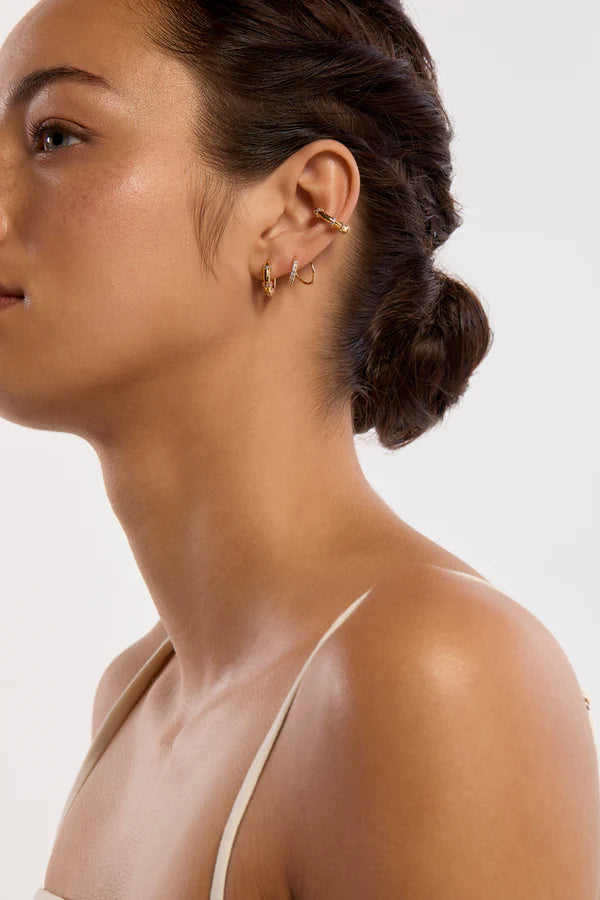 Faux Piercing Rock