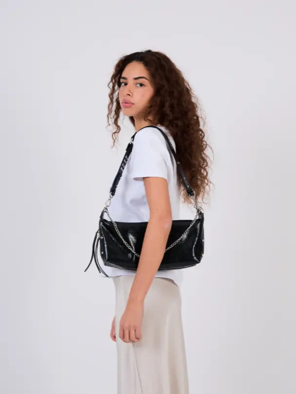 Tina Black Crunch