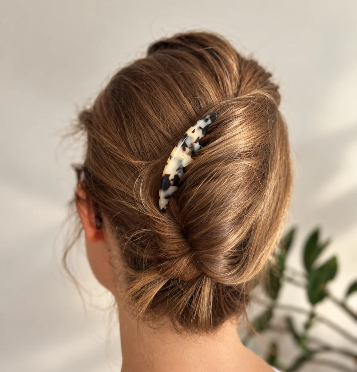 Tortoiseshell hair comb