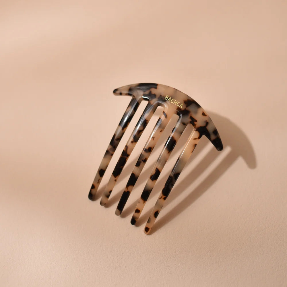 Tortoiseshell hair comb