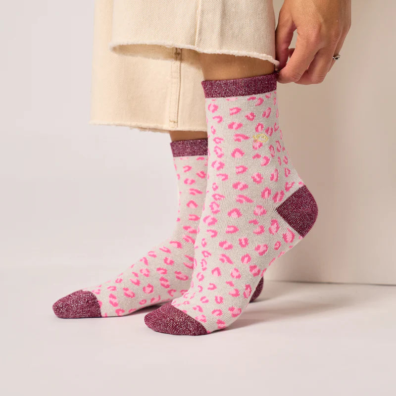 Chaussettes pailletées en coton peigné léopard - Blanc et lie de vin