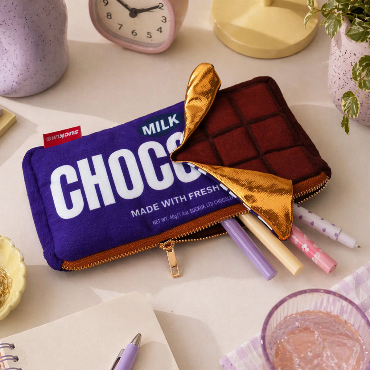Pochette en peluche à fermeture éclair - Chocolat